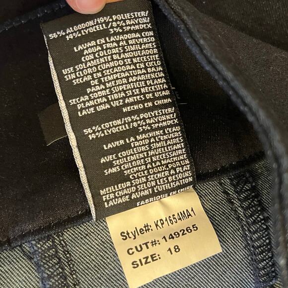 NWT Kut from the Kloth Isabel Flare Jeans 18 Dark Wash Stretch Denim Trouser - Picture 11 of 15